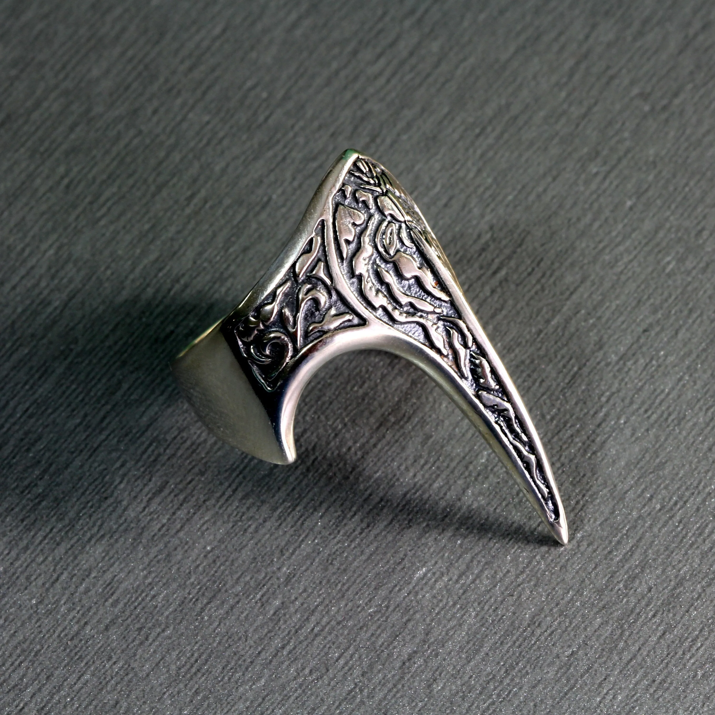 Crow's Claw Yakuza Tattoos Unisex Silver Ring