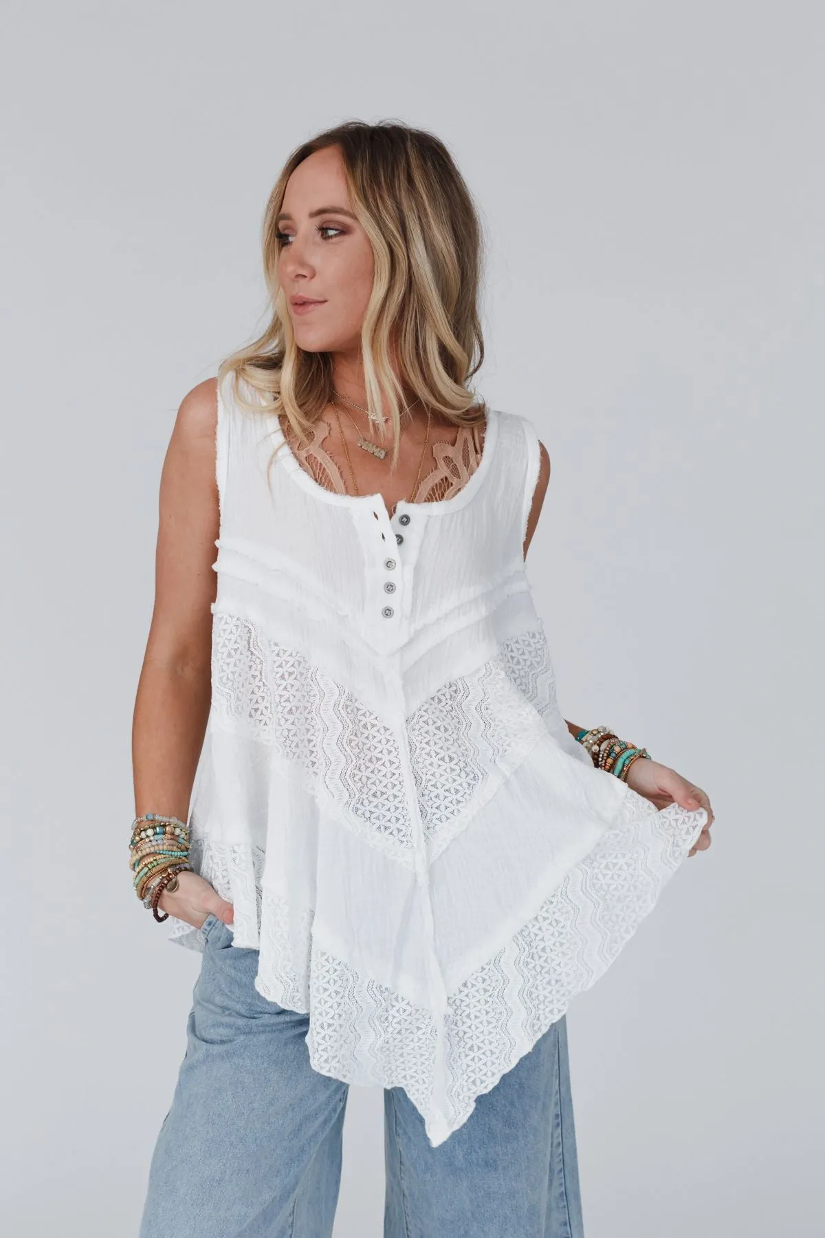 Melbourne Sleeveless Lace Top - Ivory