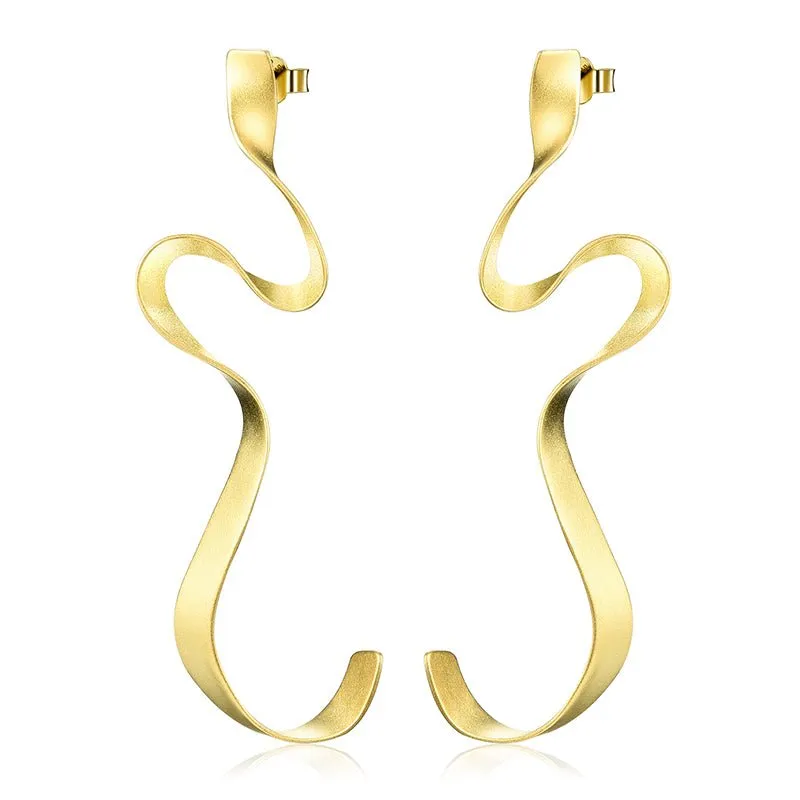 Minimalistic Curl - Dangle Earrings