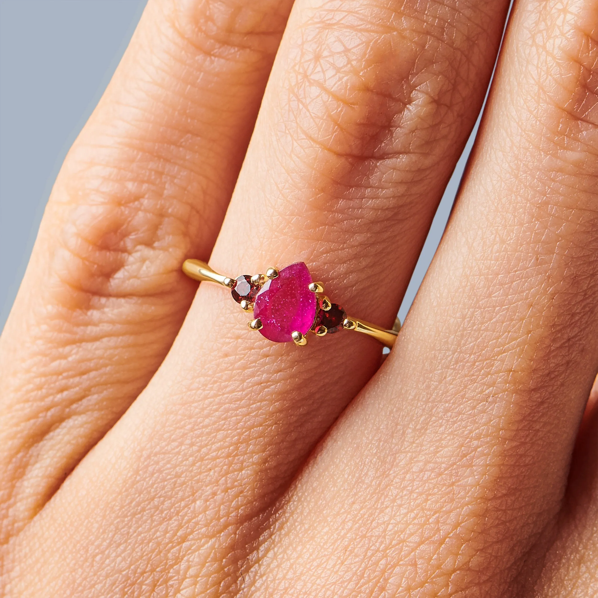 Ruby Garnet Ring - Lania