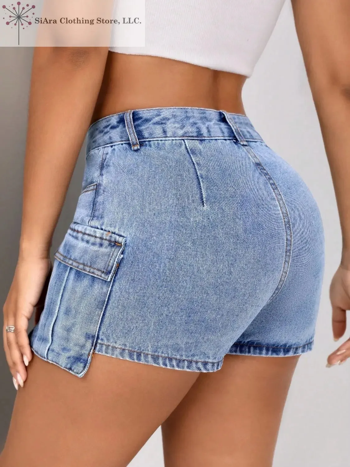 Women's Mid Rise Denim Shorts Light Wash